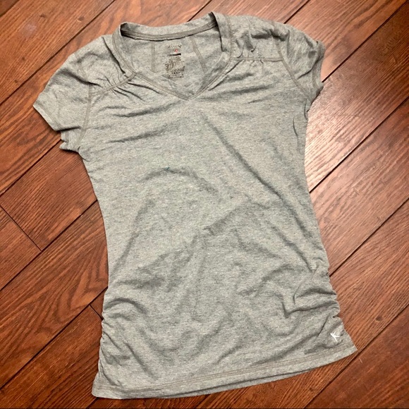 LIKE NEW Ruched workout vneck tees - Picture 2 of 7